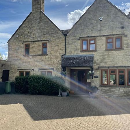 Cotswolds Luxury House In Central Bourton Large Sleeps 2-11. Pet Friendly. Eksteriør bilde