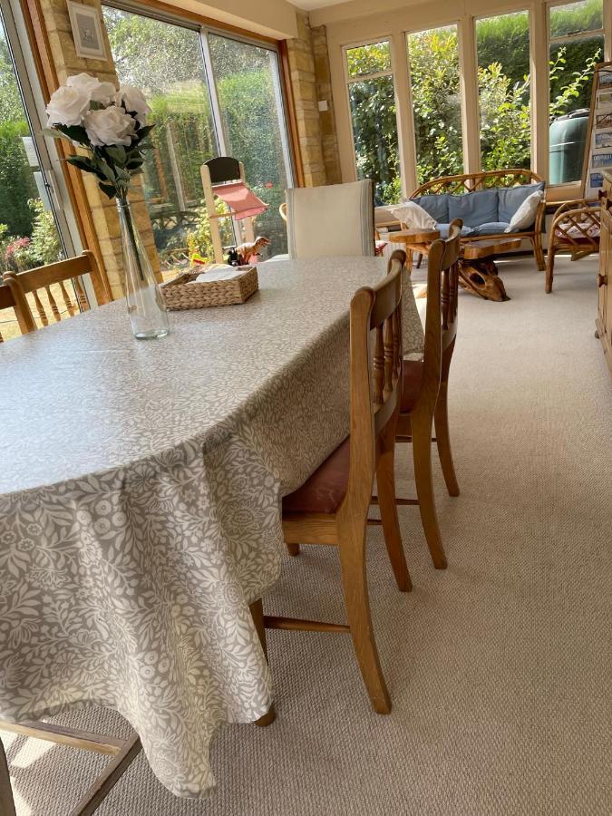 Cotswolds Luxury House In Central Bourton Large Sleeps 2-11. Pet Friendly. Eksteriør bilde