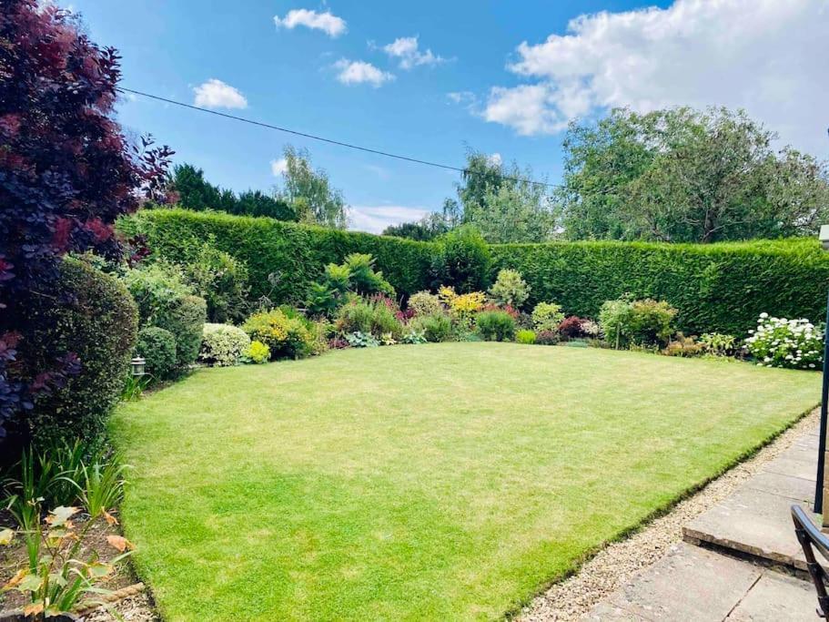 Cotswolds Luxury House In Central Bourton Large Sleeps 2-11. Pet Friendly. Eksteriør bilde